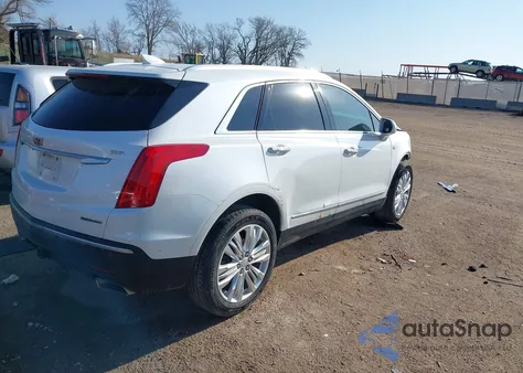 2017 Cadillac Xt5 Premium Luxury z USA, uszkodzony, nr VIN 1GYKNERS3HZ284561